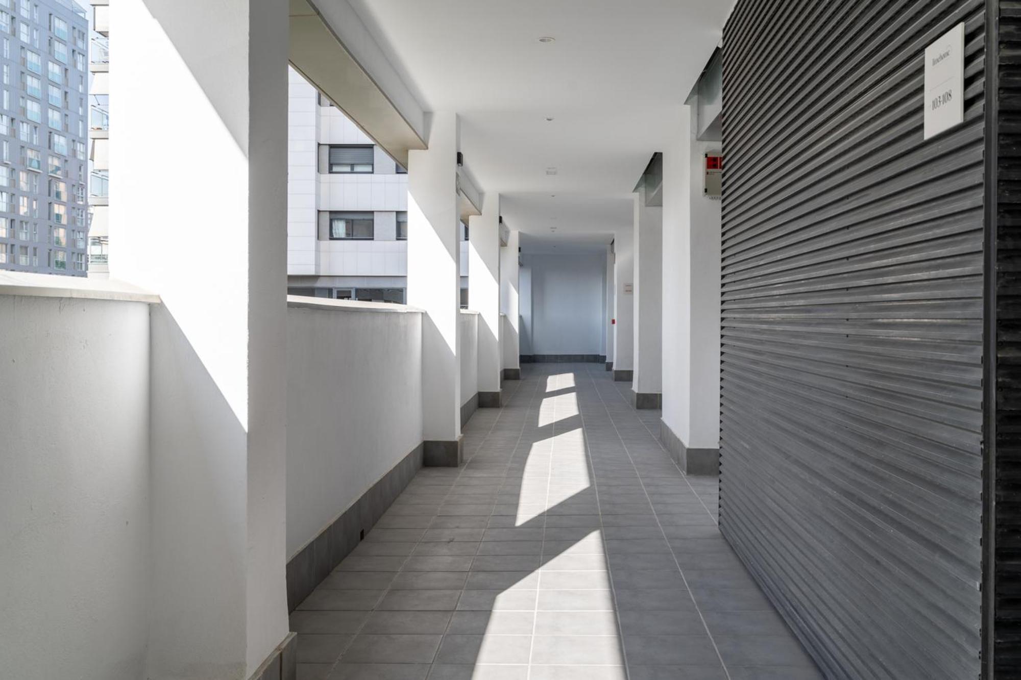 Limehome Valencia Carrer D'Antonio Ferrandis Exterior photo