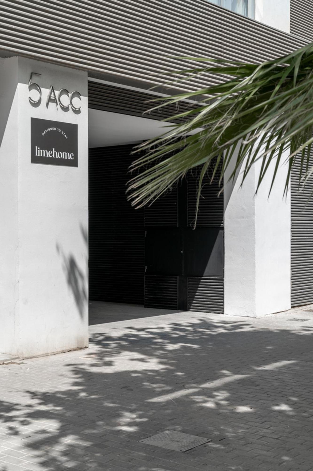 Limehome Valencia Carrer D'Antonio Ferrandis Exterior photo