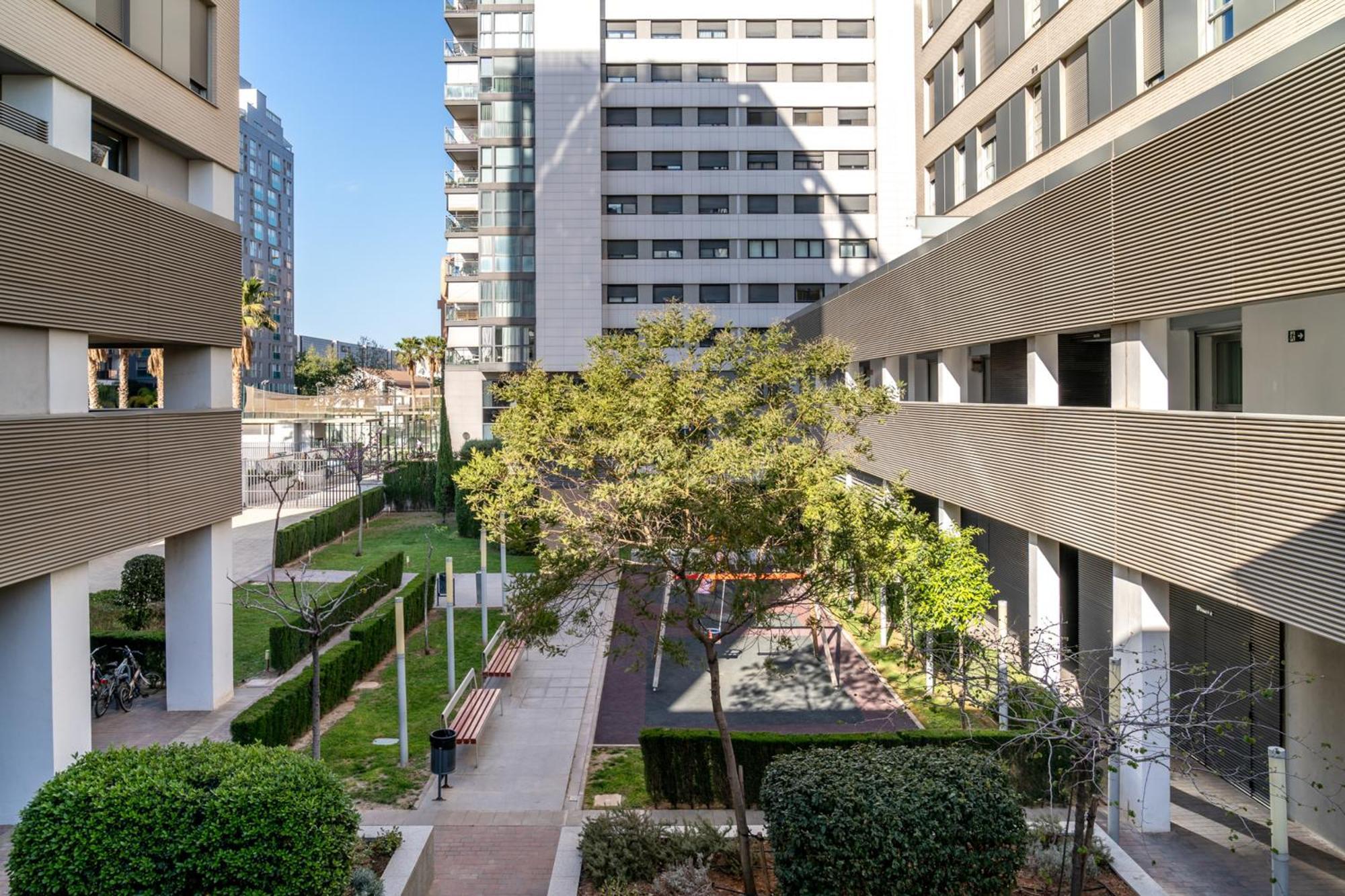 Limehome Valencia Carrer D'Antonio Ferrandis Exterior photo