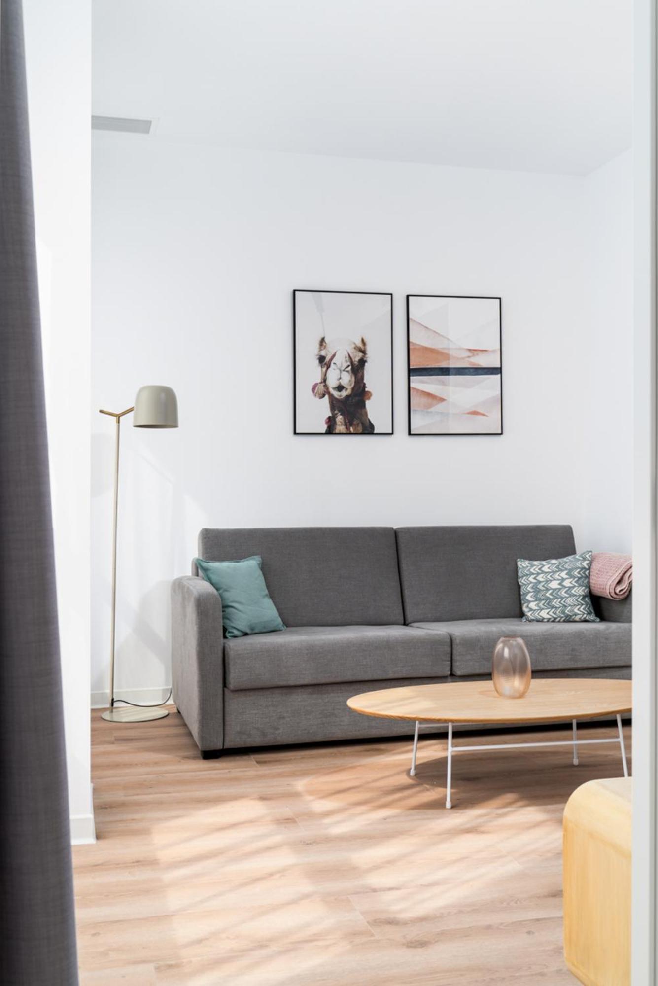 Limehome Valencia Carrer D'Antonio Ferrandis Exterior photo