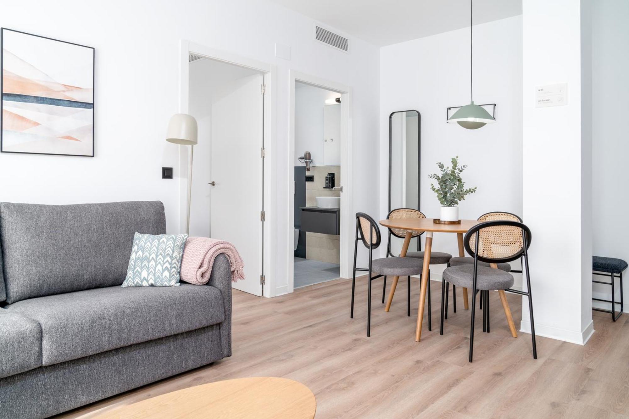 Limehome Valencia Carrer D'Antonio Ferrandis Exterior photo