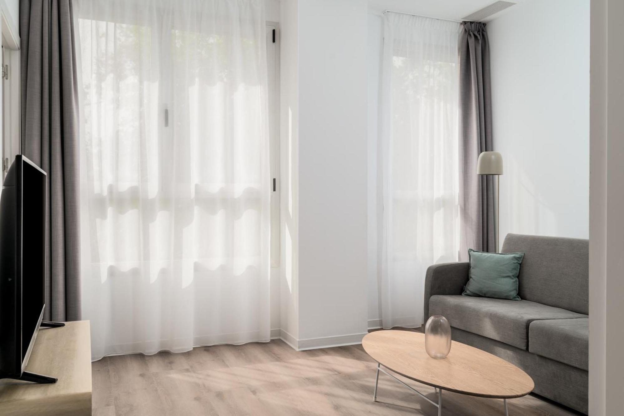 Limehome Valencia Carrer D'Antonio Ferrandis Room photo